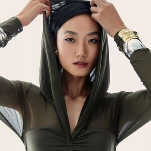 ANTHROPOLOGY DOLAN LEFT COAST COLLECTION V-NECK RUCHED MIDI SLIM HOODED DRESS